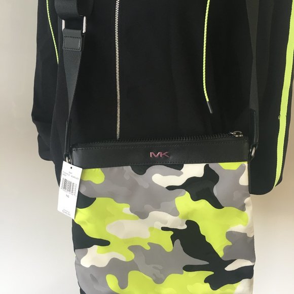 Zara Track Suit - Picture 2 of 6